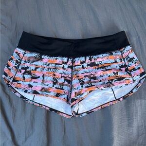 Lululemon Speed Up Shorts 2.5”